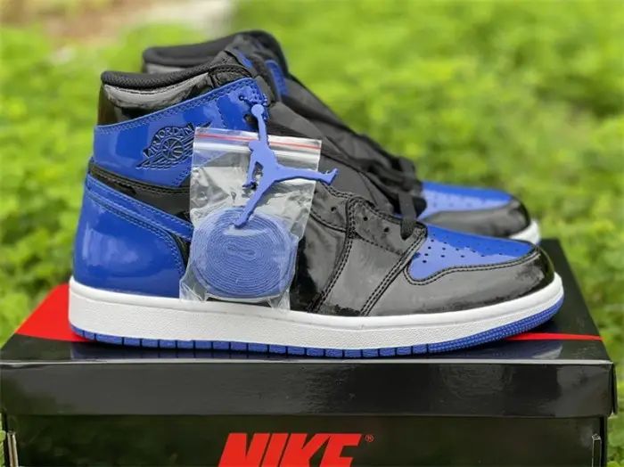 Authentic Air Jordan 1 Royal Patent 