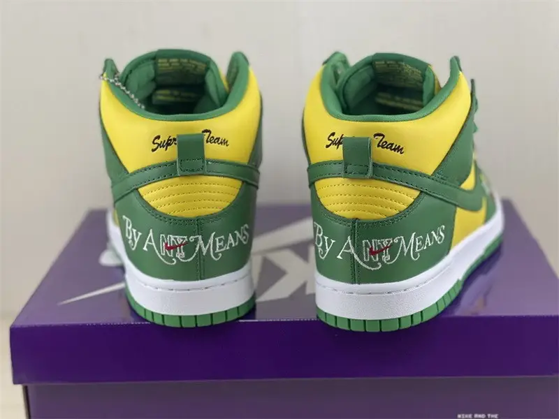 Authentic Supreme x SB Dunk High “Brazil” 
