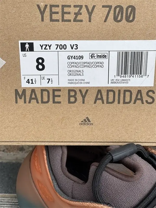 Authentic Yeezy 700 V3 Copfad 