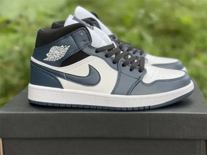 Authentic Air Jordan 1 Low “Dark Teal” BDBEA5
