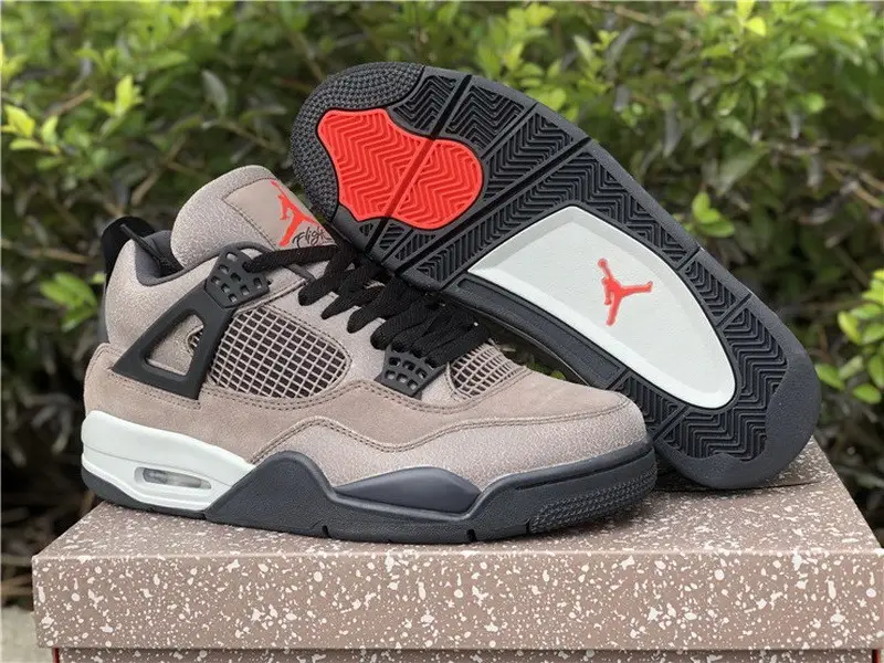 Authentic Air Jordan 4 “Taupe Haze” 