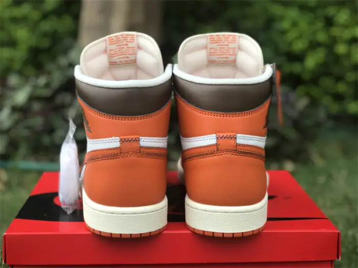 Air Jordan 1 High OG WMNS “Starfish” EACF732