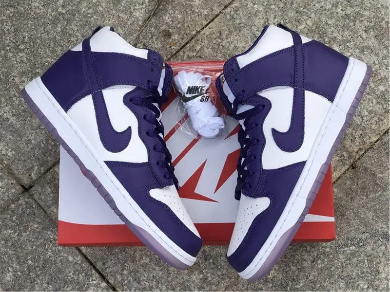 Authentic Nike Dunk High WMNS “Varsity Purple” 