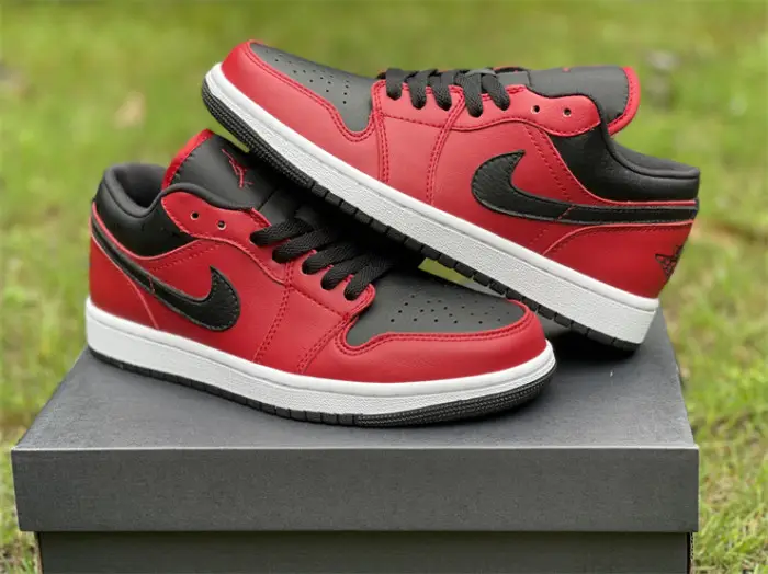 Authentic Air Jordan 1 Low Bred 