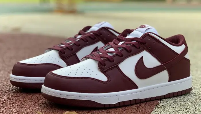 Authentic Nike Dunk Low Bordeaux 