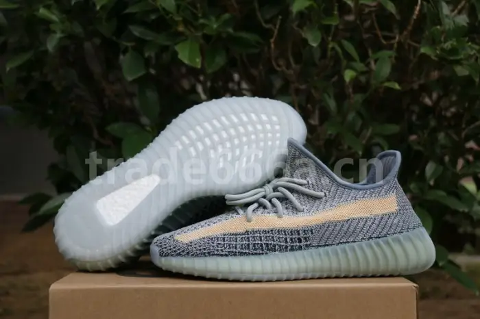 Authentic Yeezy Boost 350 V2 Ash Blue 