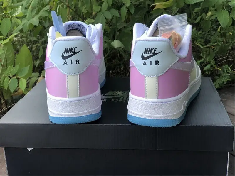 Authentic Nike Air Force 1 '07 LX Photochromic 