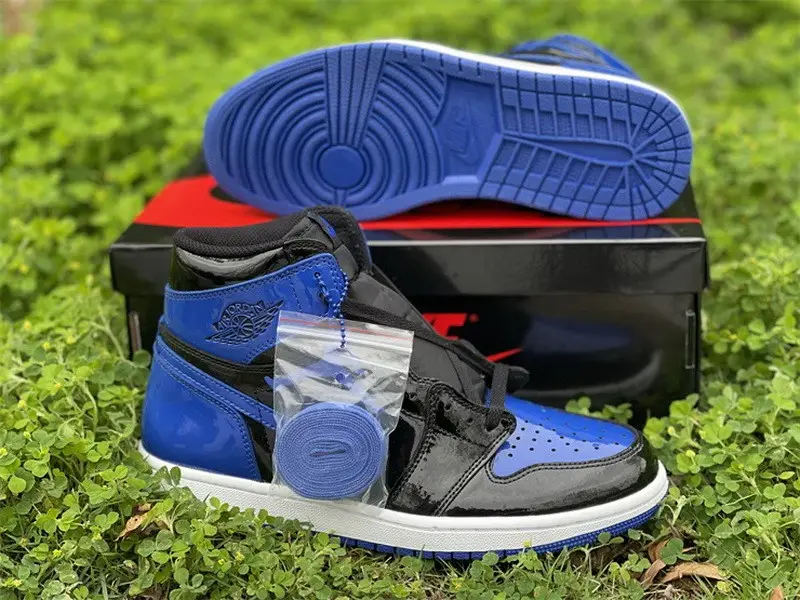 Authentic Air Jordan 1 Royal Patent 