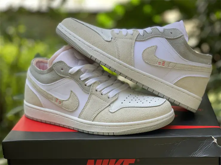 Authentic Air Jordan 1 Low “Inside Out” 