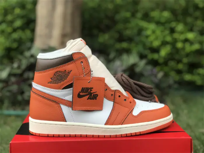 Air Jordan 1 High OG WMNS “Starfish” EACF732