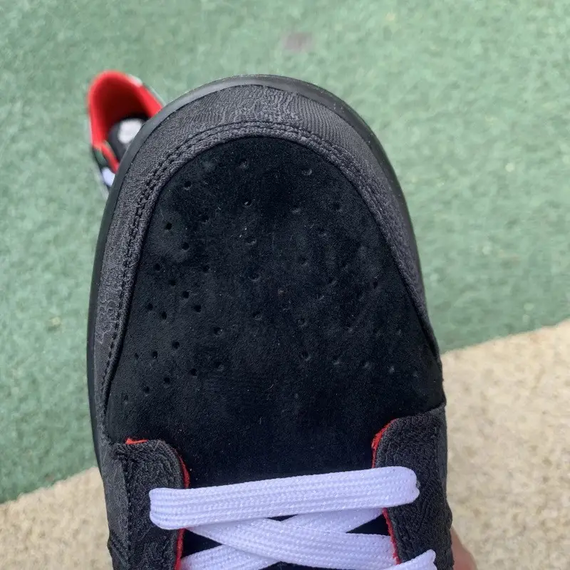 Authentic LPL x Nike Dunk Low 