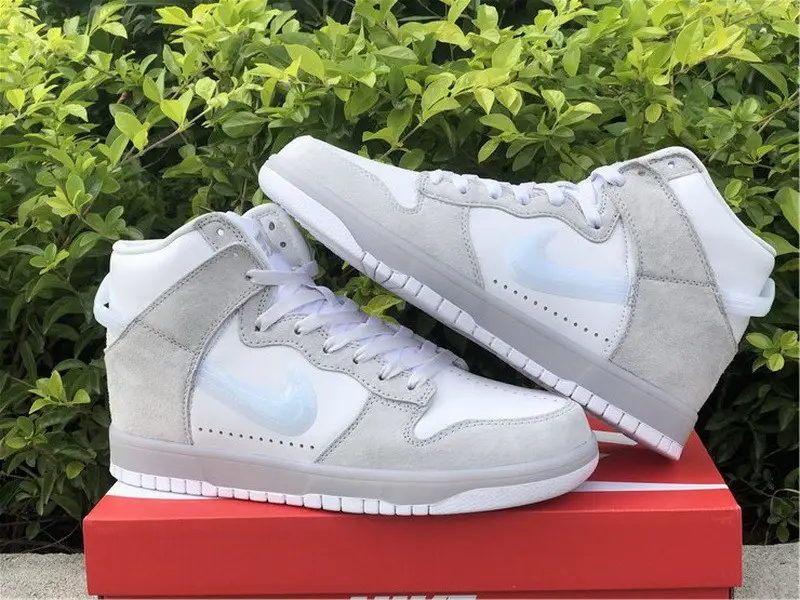 Authentic Slam Jam x Nike Dunk High 