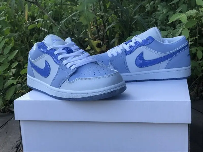 Authentic Air Jordan 1 Low Mighty Swooshers 