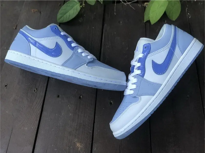 Authentic Air Jordan 1 Low Mighty Swooshers 