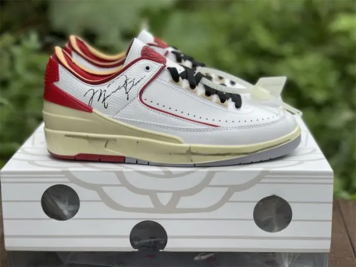 Authentic OFF-WHITE x Air Jordan 2 Low SP White ( with correct boxes) EFACB913