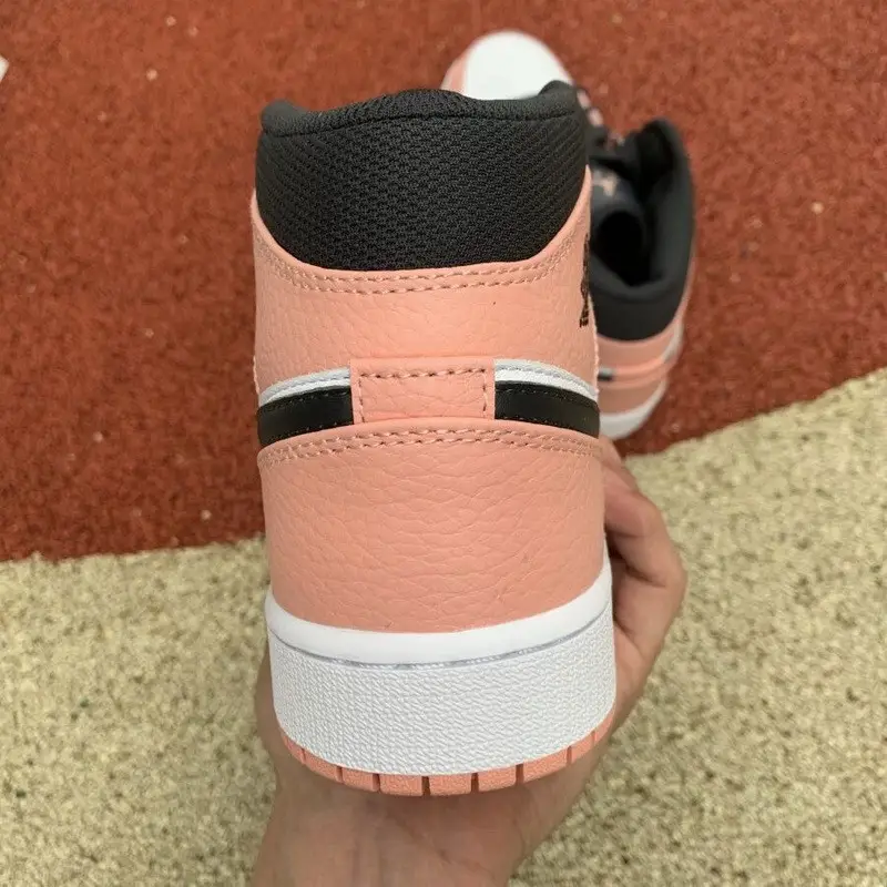 Authentic Air Jordan 1 Mid Pink quarts GS 