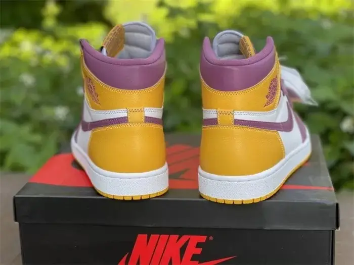 Authentic Air Jordan 1 High OG “Brotherhood” 