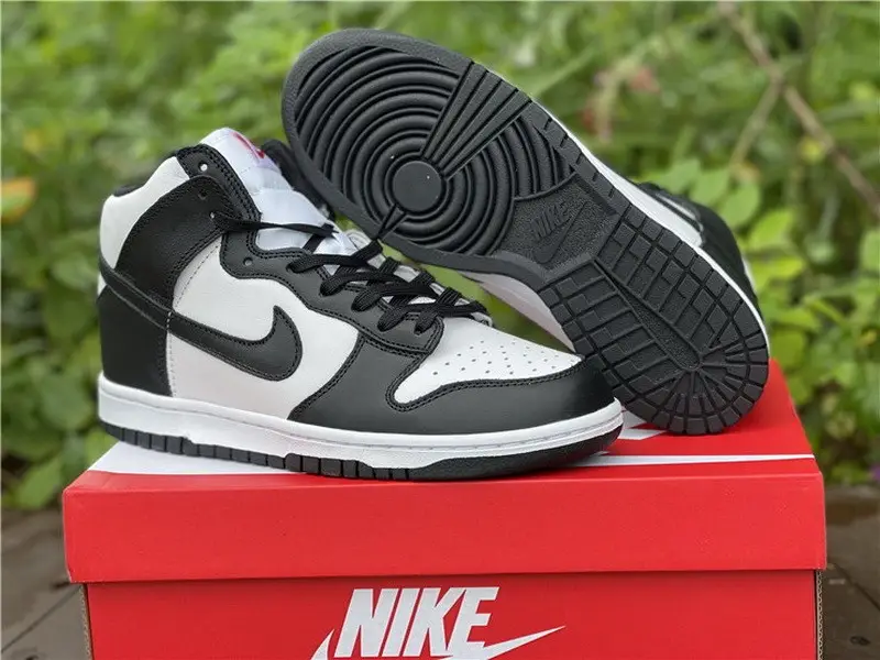 Authentic Nike Dunk High Black White 