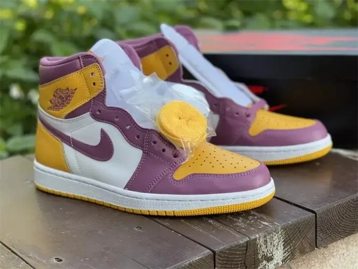 Authentic Air Jordan 1 High OG “Brotherhood” 