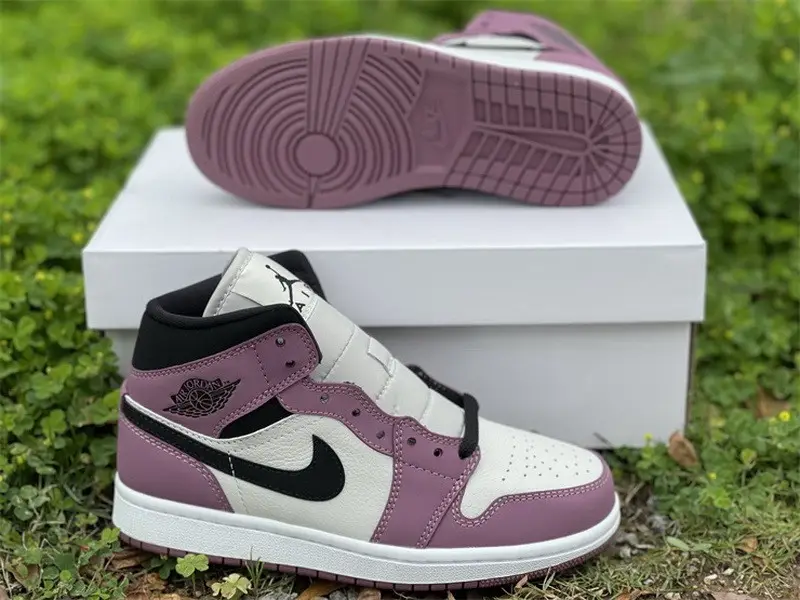 Authentic Air Jordan 1 Mid “Berry” Women 