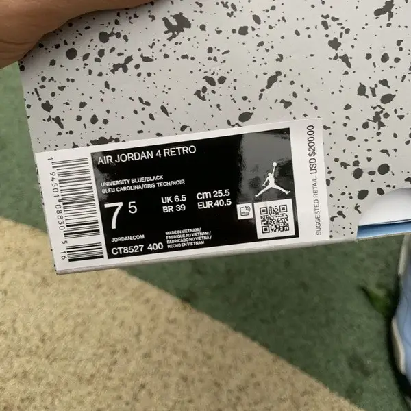 Authentic Air Jordan 4 SE “University Blue” 