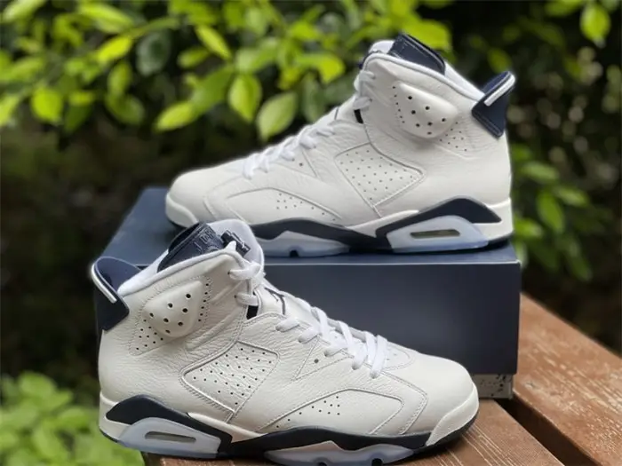 Authentic Air Jordan 6“Midnight Navy” 