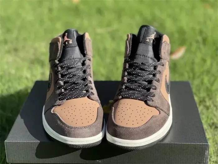 Authentic Air Jordan 1 Mid Brown 