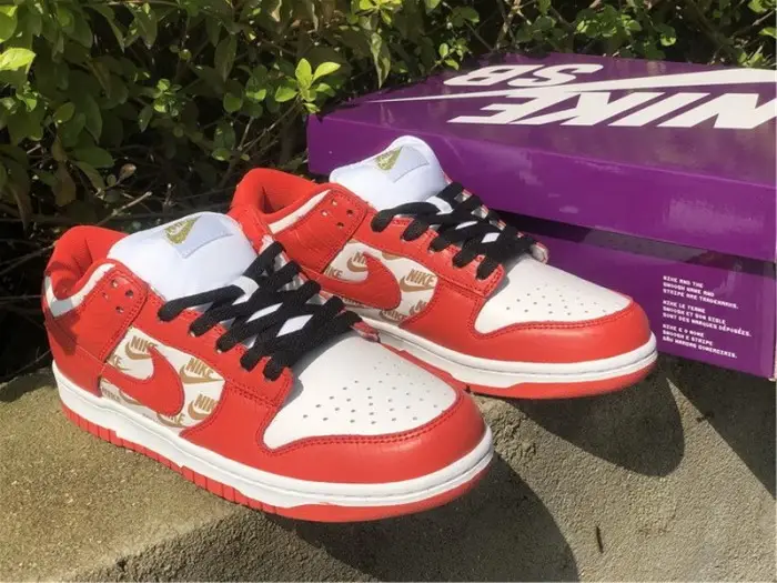 Authentic Supreme x Nike SB Dunk Low Red 