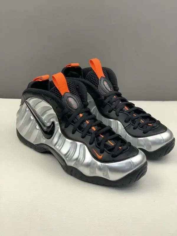 Authentic Nike Air Foamposite One Halloween 