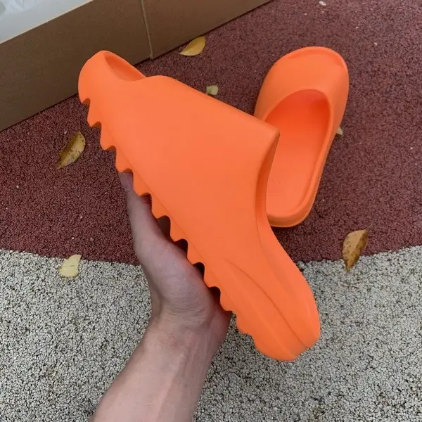 Yeezy Slide-010 