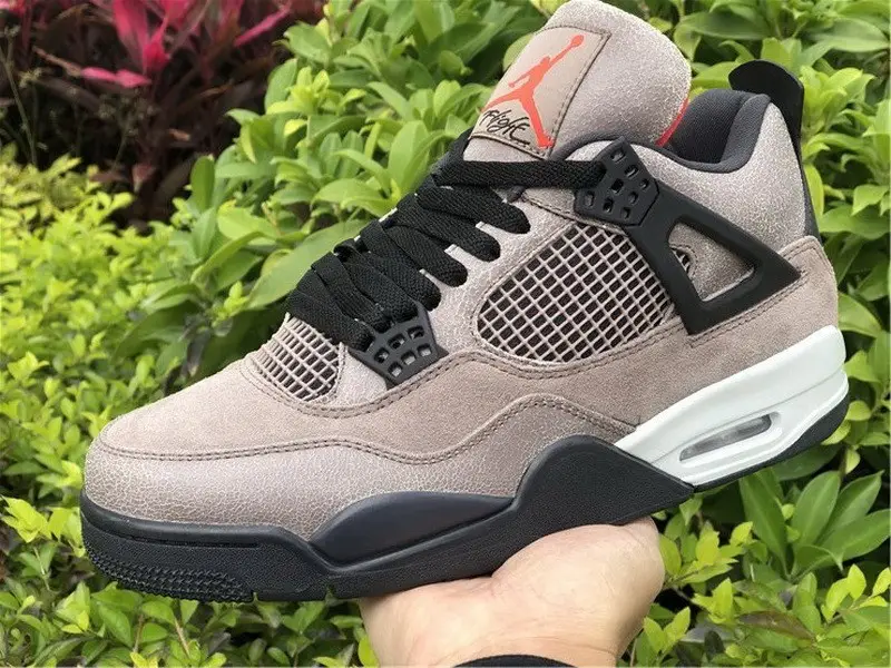 Authentic Air Jordan 4 “Taupe Haze” 