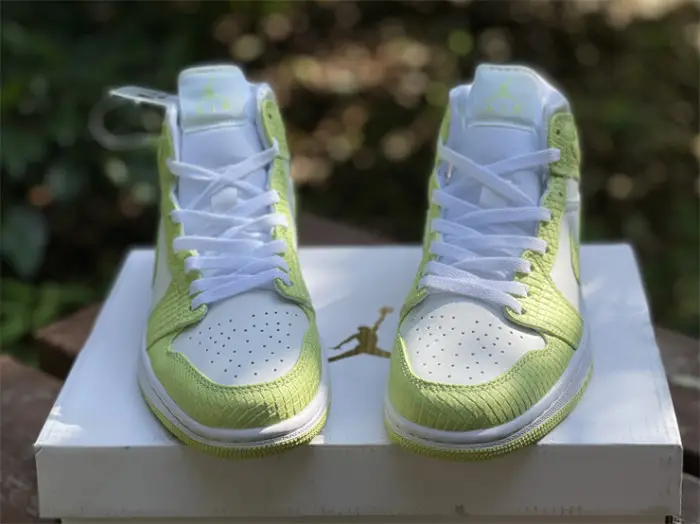 Authentic Air Jordan 1 Mid SE “Green Python” 