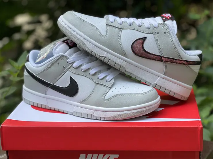 Authentic Nike Dunk Low White Grey AECDC835