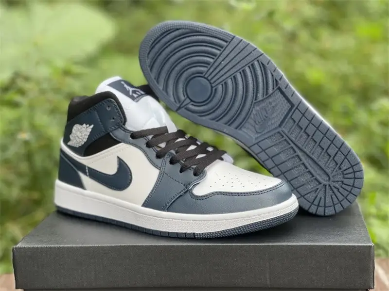 Authentic Air Jordan 1 Low “Dark Teal” GS 