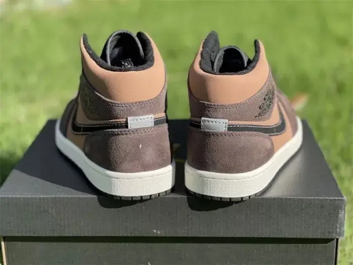 Authentic Air Jordan 1 Mid Brown 