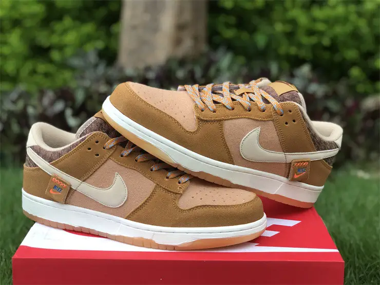 Authentic Nike SB Dunk Low “Teddy Bear” 