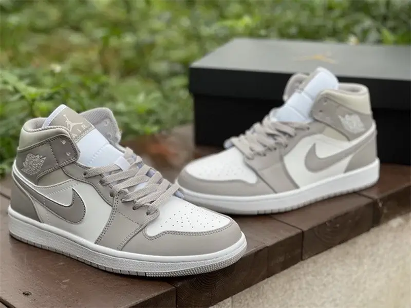 Authentic Air Jordan 1 Mid “Linen” 