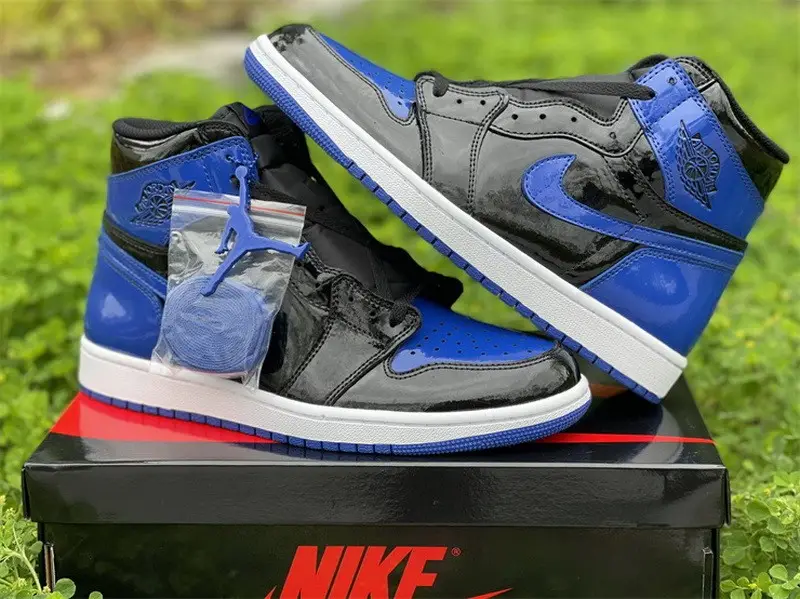 Authentic Air Jordan 1 Royal Patent 