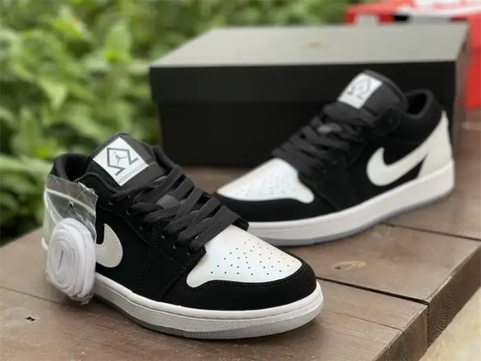 Authentic Air Jordan 1 Low Black White 