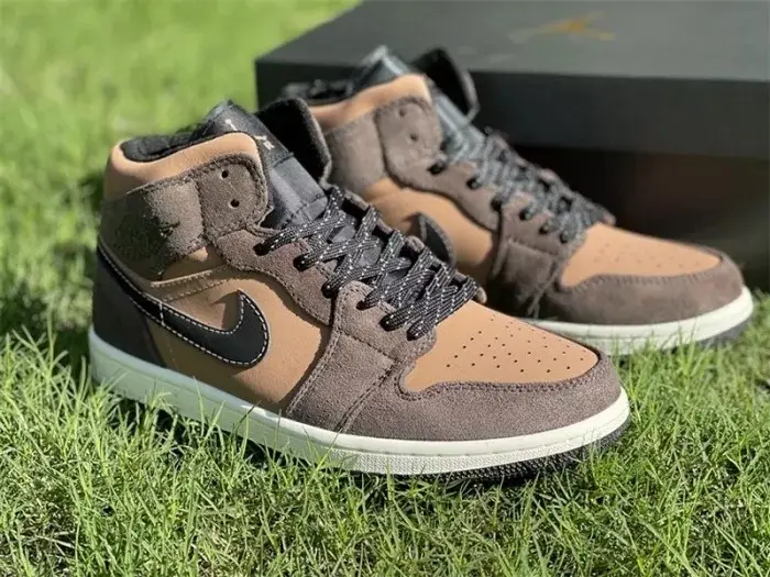 Authentic Air Jordan 1 Mid Brown 
