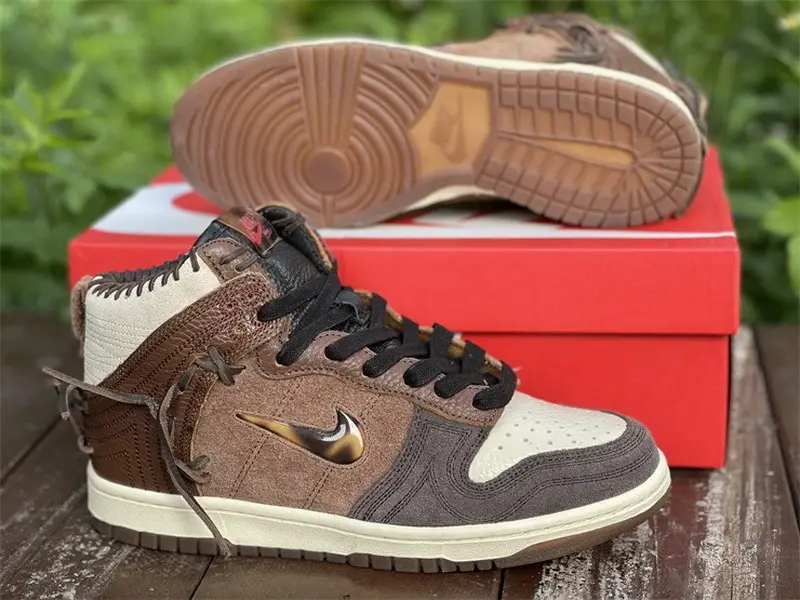 Authentic Bodega x Nike Dunk High “Legend” 