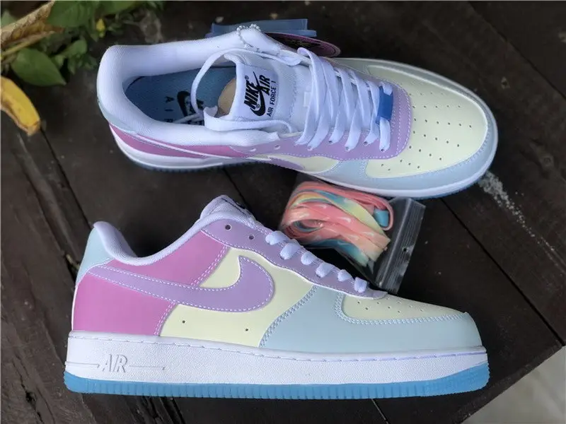 Authentic Nike Air Force 1 '07 LX Photochromic 
