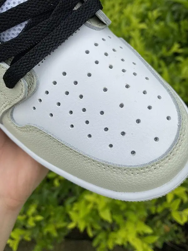 Authentic Air Jordan 1 Zoom Comfort Summer White 