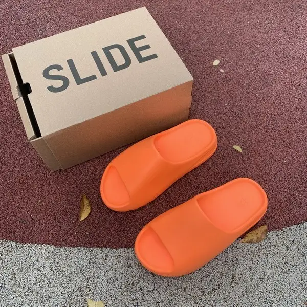 Yeezy Slide-010 