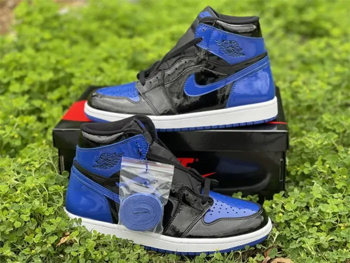 Authentic Air Jordan 1 Royal Patent 