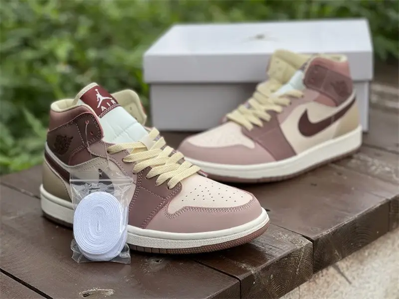 Authentic Air Jordan 1 Mid “Brown Pink” 