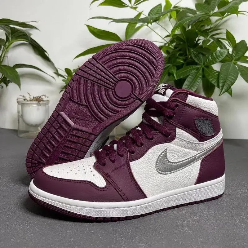 Authentic Air Jordan 1 High OG “Bordeaux” 