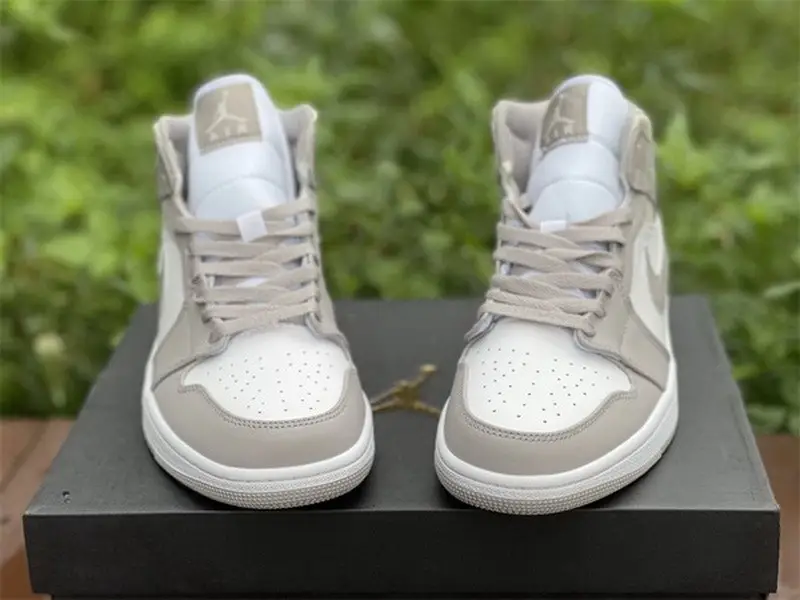 Authentic Air Jordan 1 Mid “Linen” 