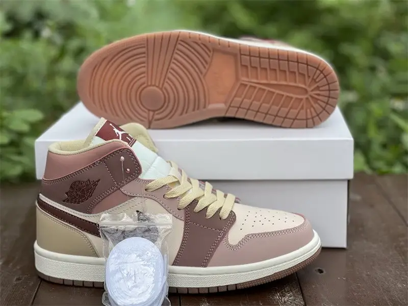 Authentic Air Jordan 1 Mid “Brown Pink” 