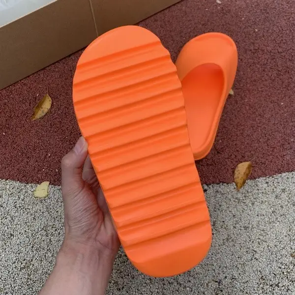 Yeezy Slide-010 
